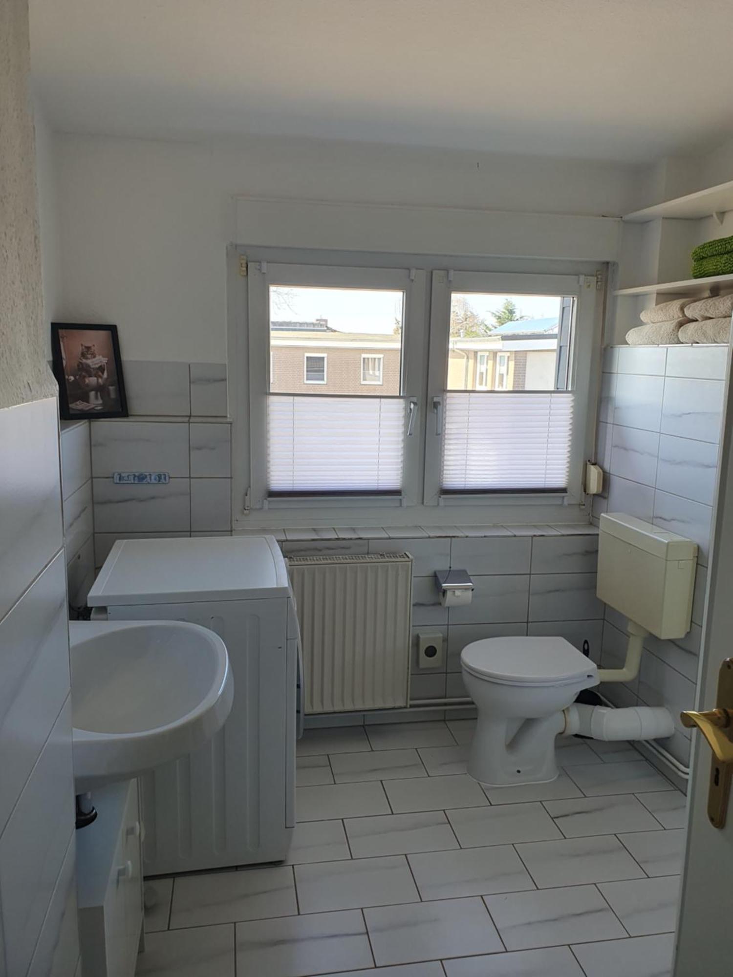 Neumuehler Hof- Ferienwohnung "Thomas" 3 Zimmer,3 Baeder Mit Dusche, Kostenfreie Parkplaetze Vor Dem Haus Schwerin  Luaran gambar